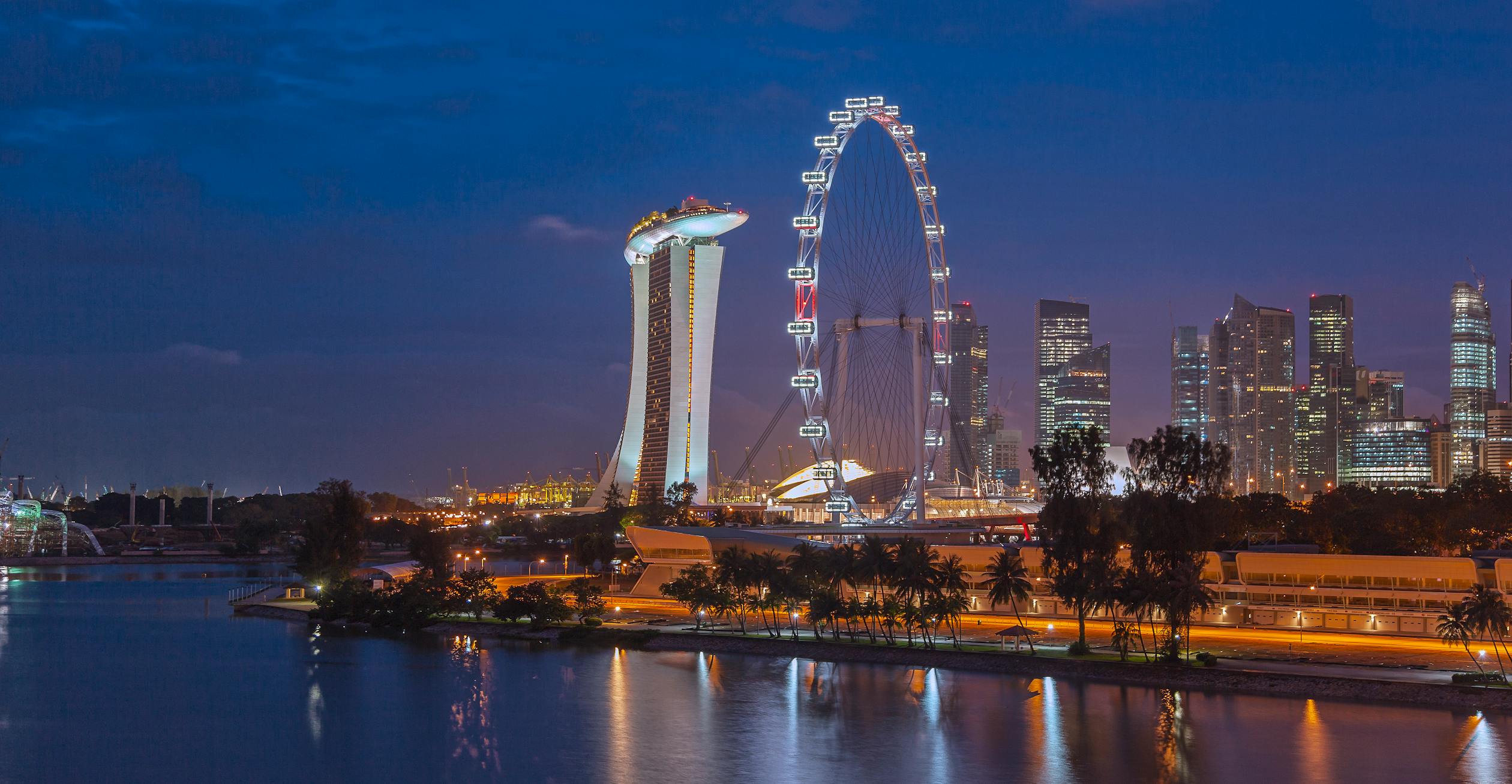 Truly Singapore Malaysia with Genting Dream Cruise: SFIT-4024